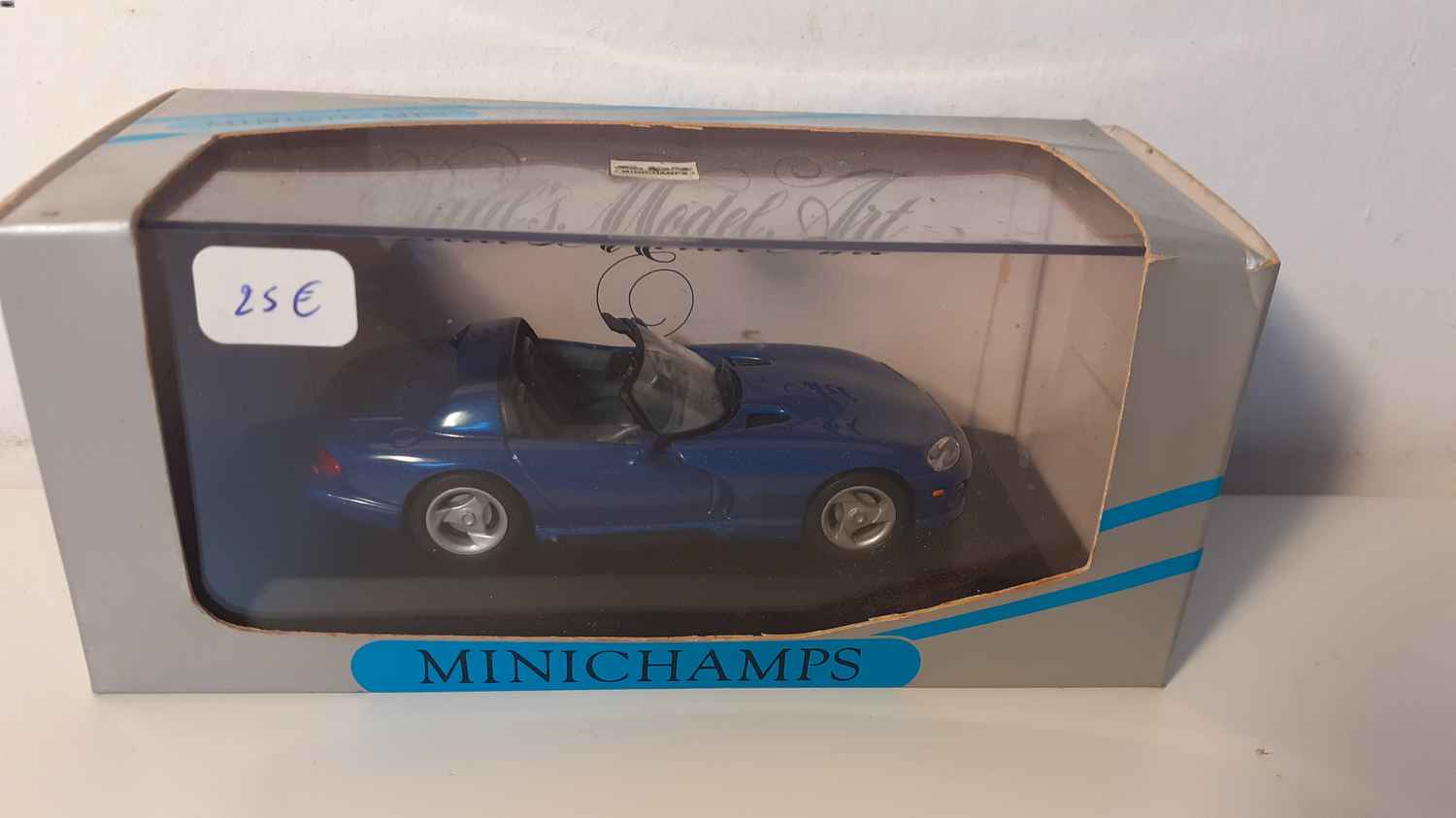 Dodge Viper cabriolet bleue de 1993