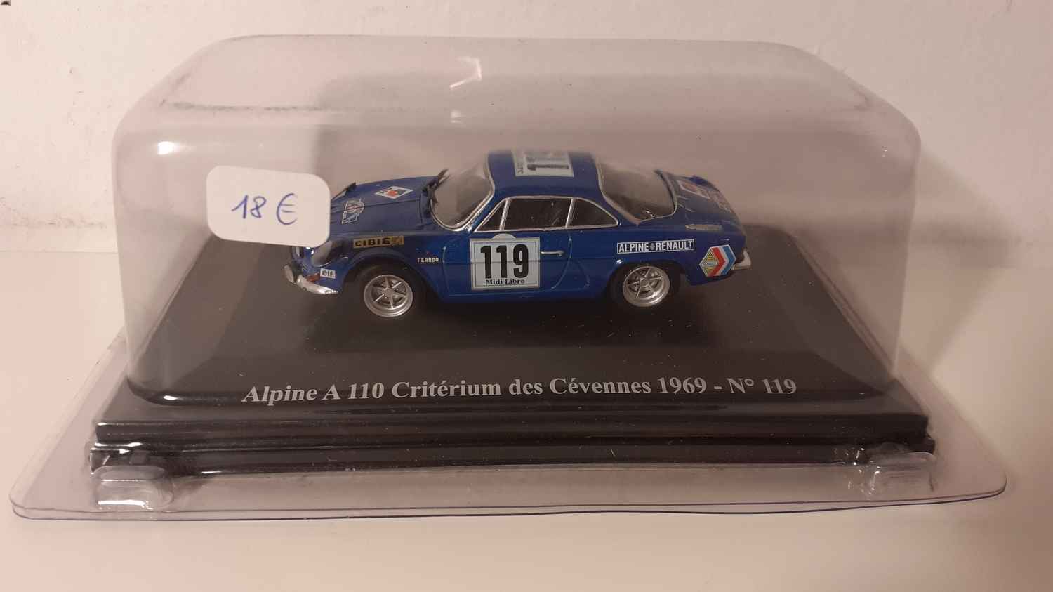 Renault Alpine A110 critérium des Cévennes bleue de 1969 (numéro 119)