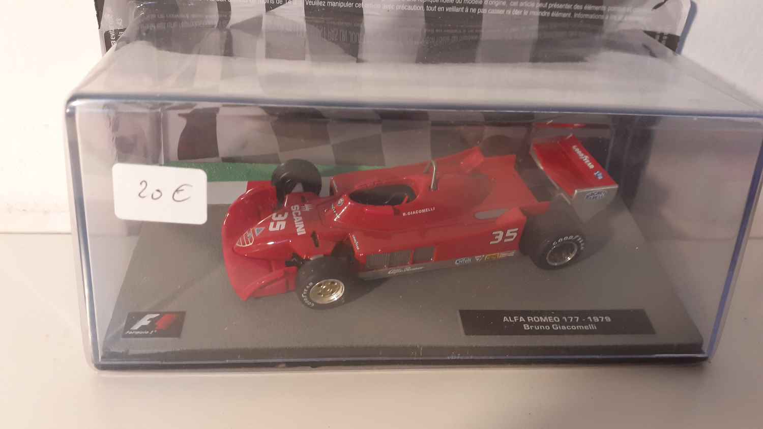 Alfa Roméo 177 N°35 de 1979 (Formule 1) - VOITURE ROUGE