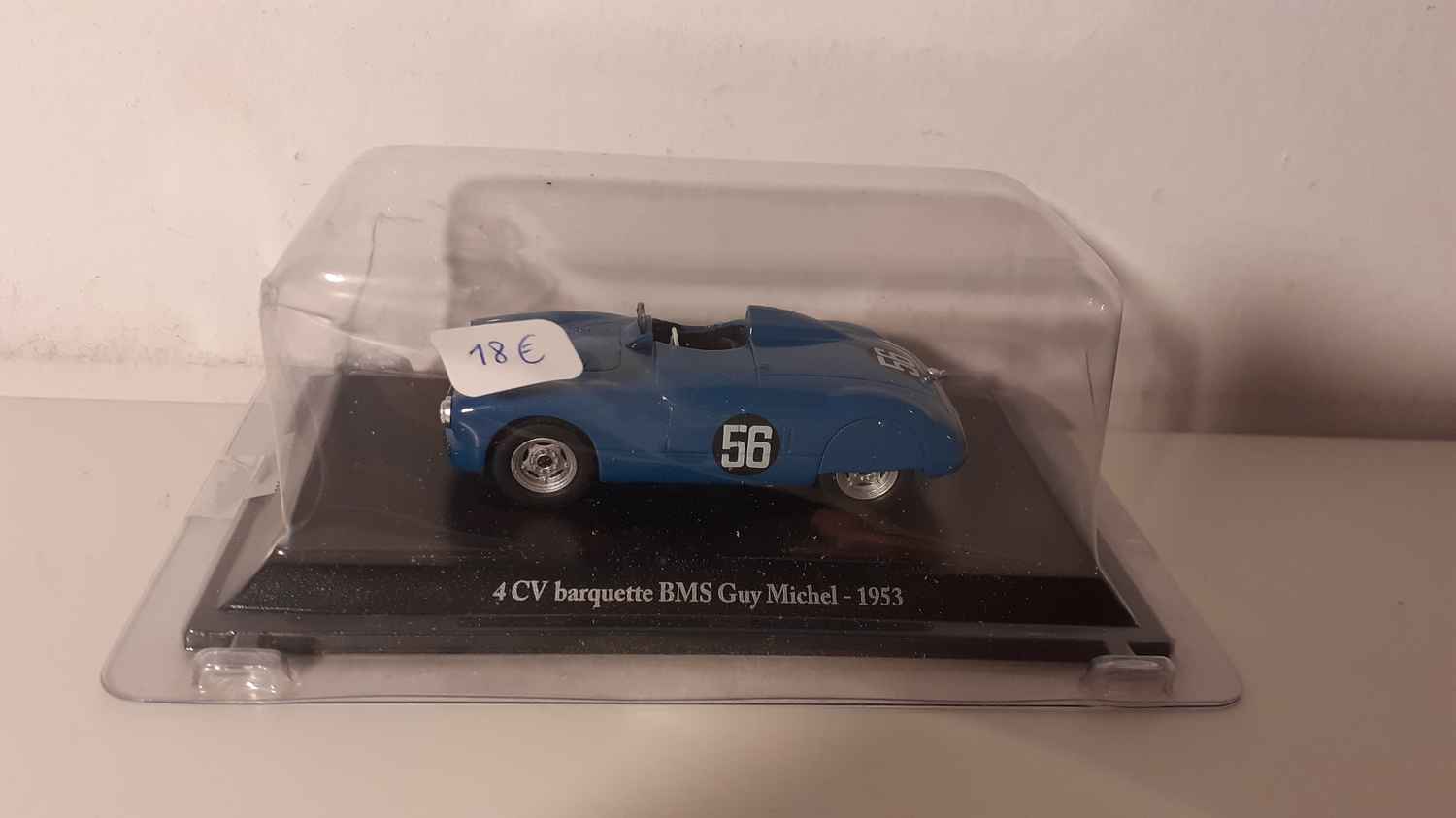 Renault 4CV barquette BMS Guy Michel bleue de 1953 (avec le N°56)