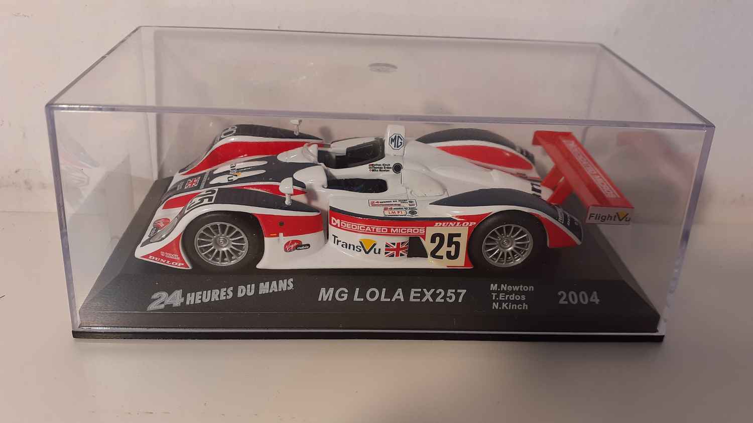 MG Lola EX257 (24 heures du Mans de 2004)