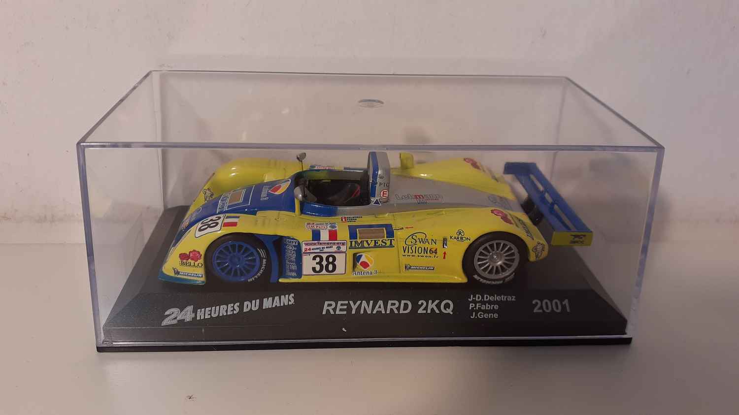 Reynard 2KQ (24 heures du Mans de 2001)