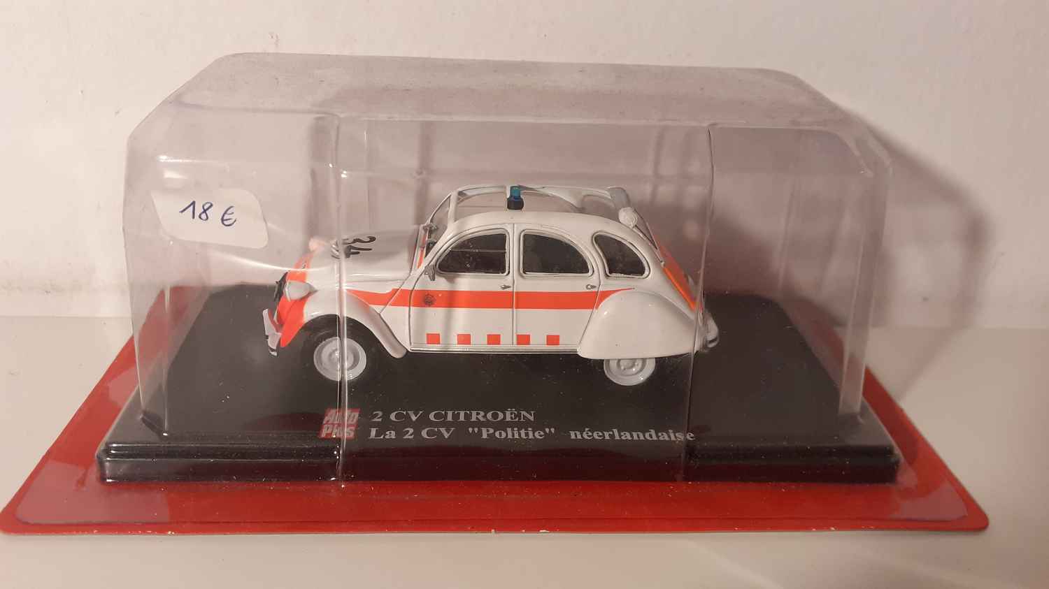 Citroën 2 CV de la police Néerlandaise