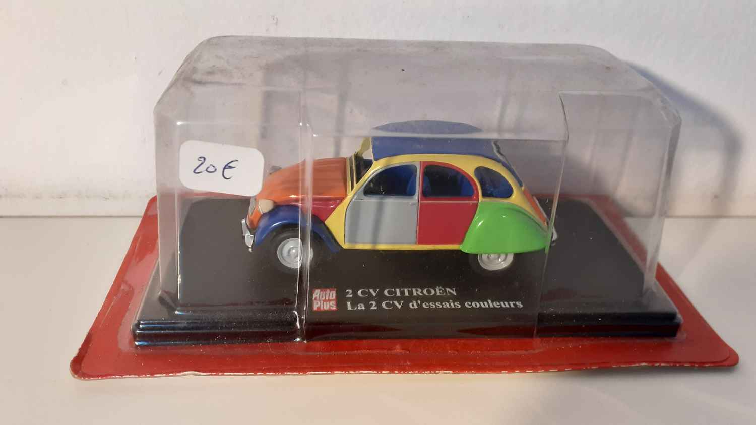 Citroën 2 CV d'essais couleurs