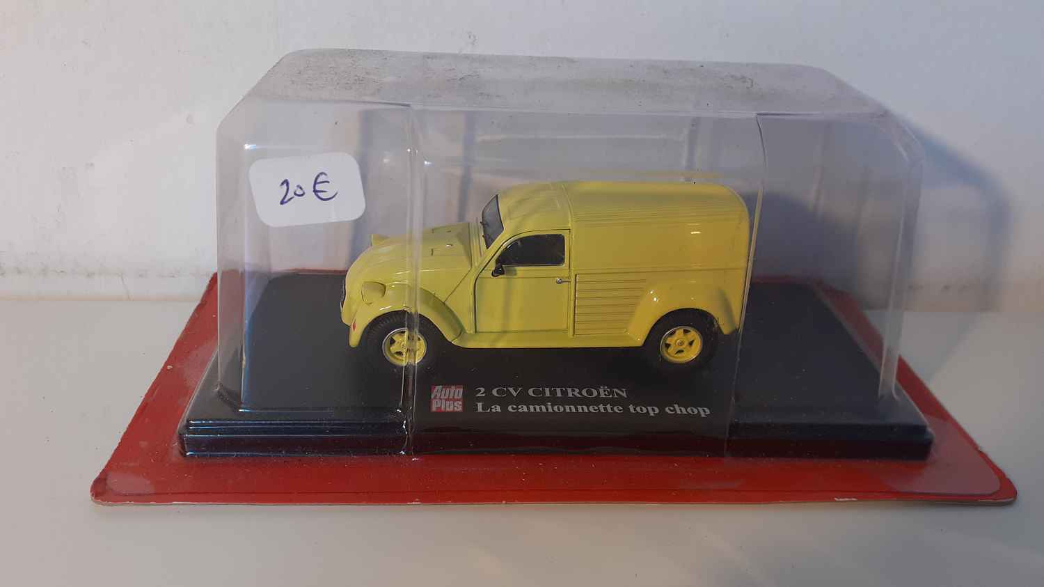 Citroën 2 CV Lla camionnette top chop jaune