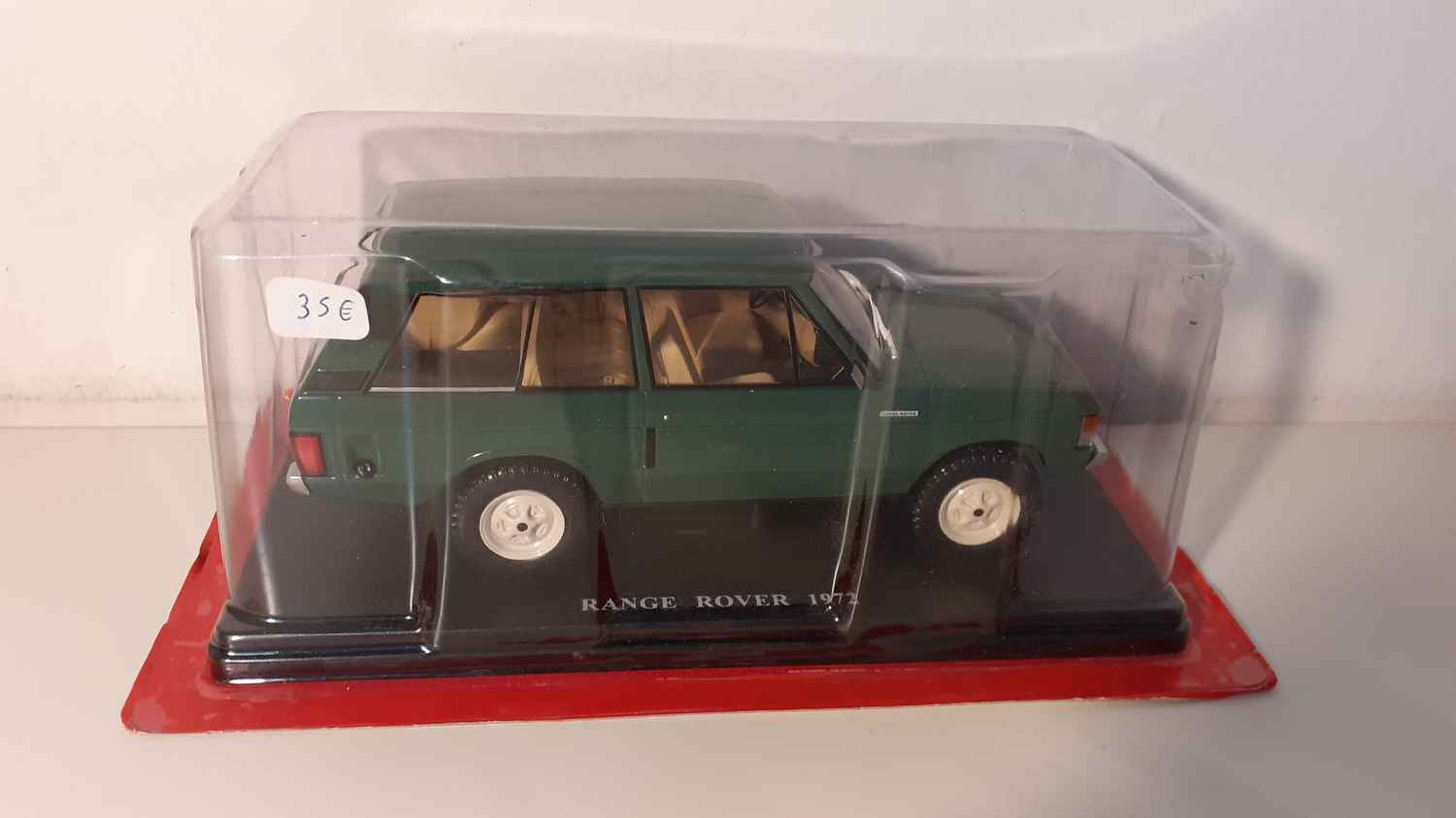 Range Rover vert foncé de 1972 (échelle 1/24ème)