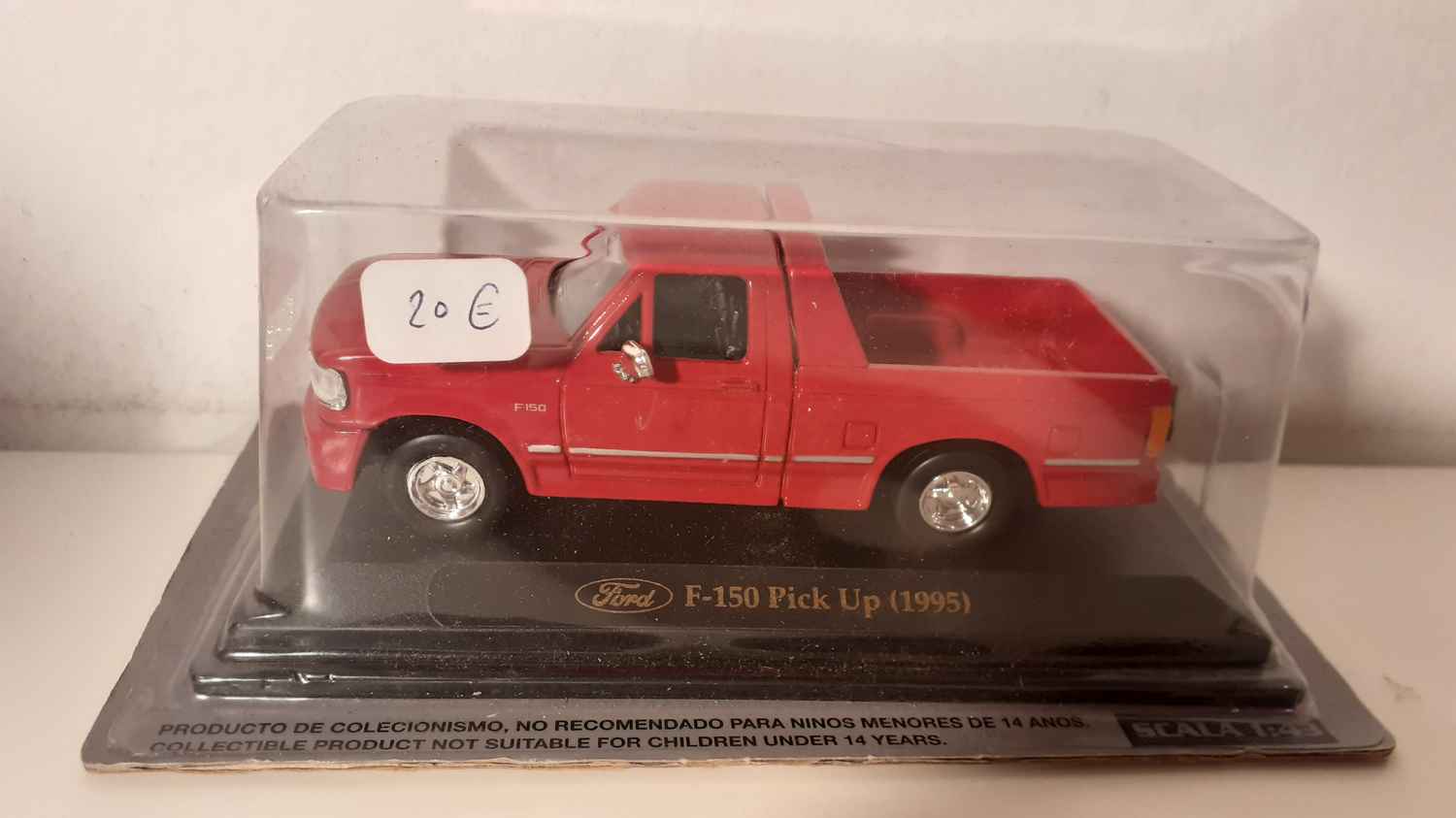 Ford F-150 Pick-up rouge de 1995 (voiture américaine)