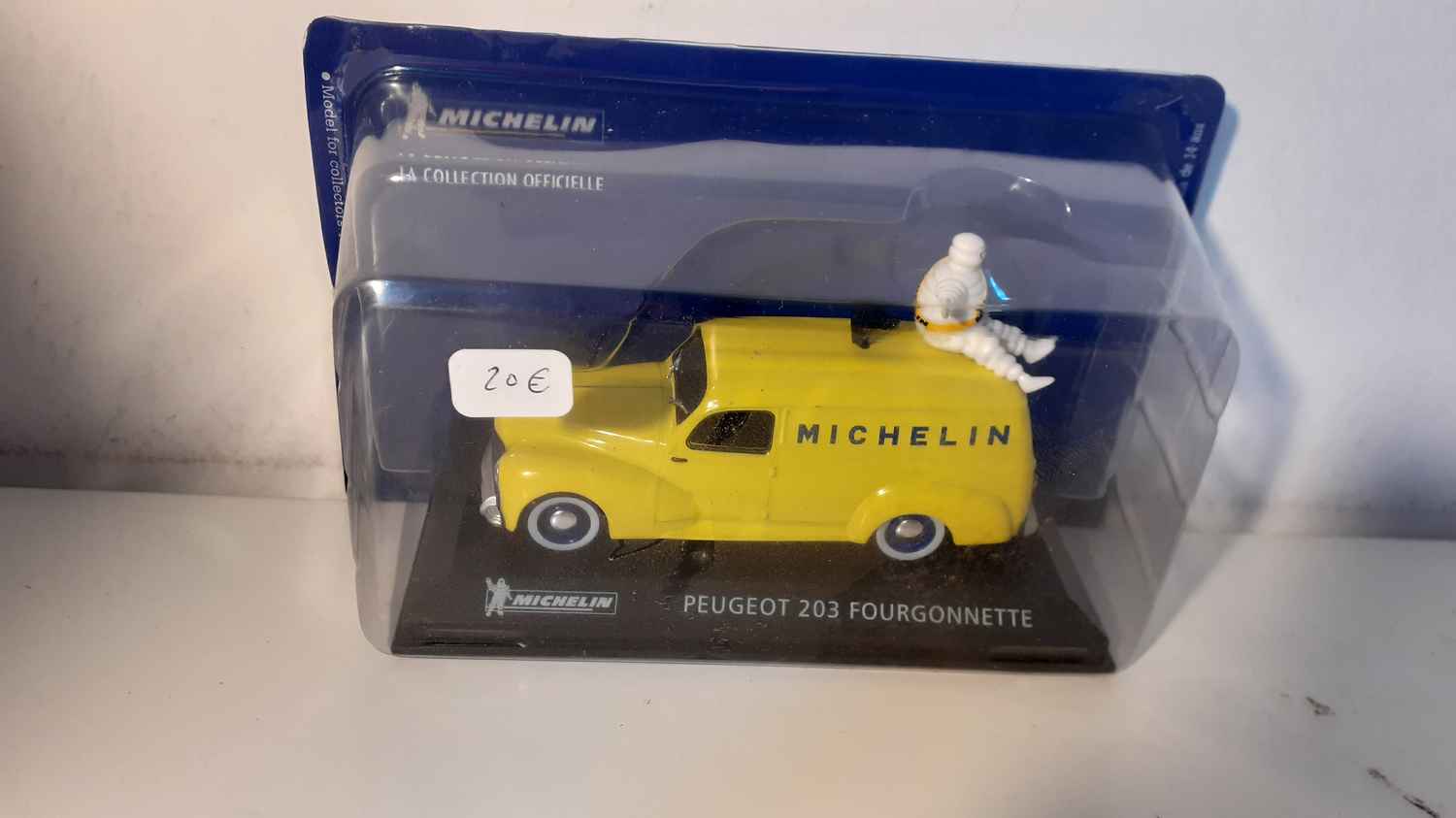 Peugeot 203 fourgonnette MICHELIN