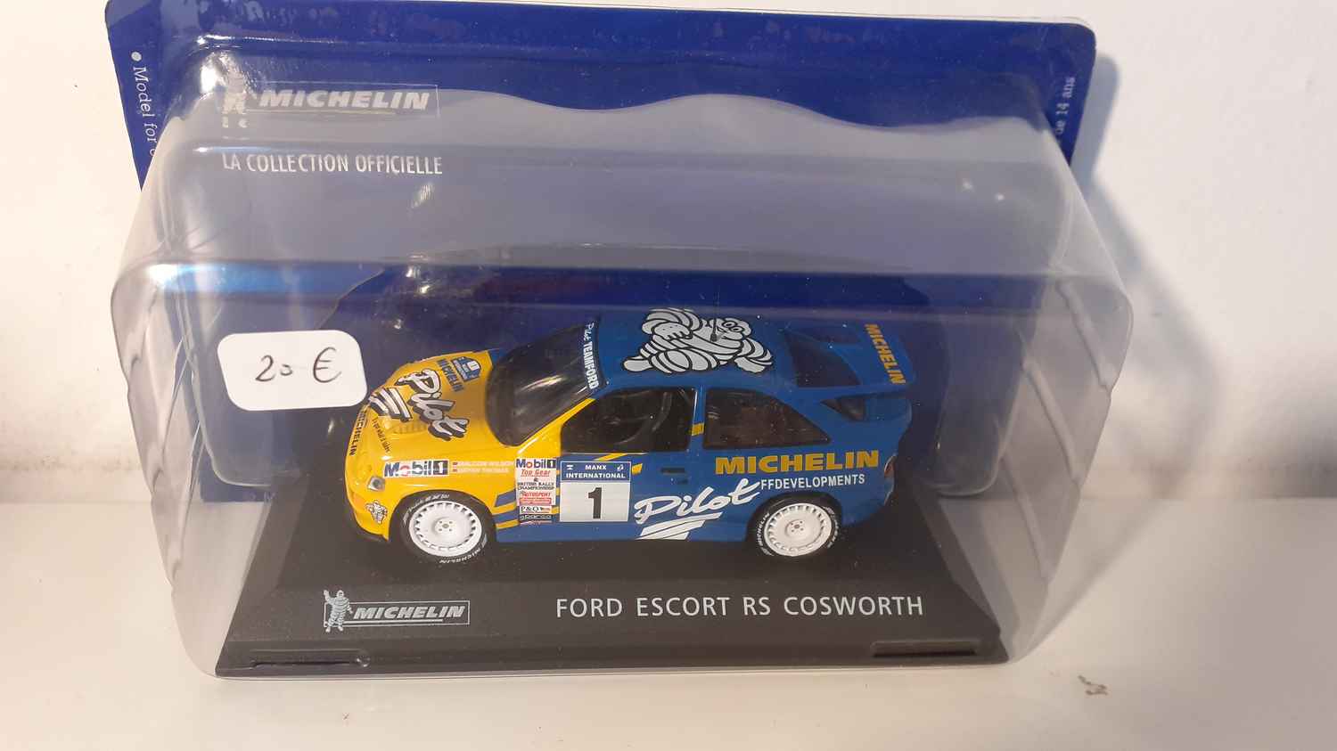 Ford Escort RS Cosworth MICHELIN