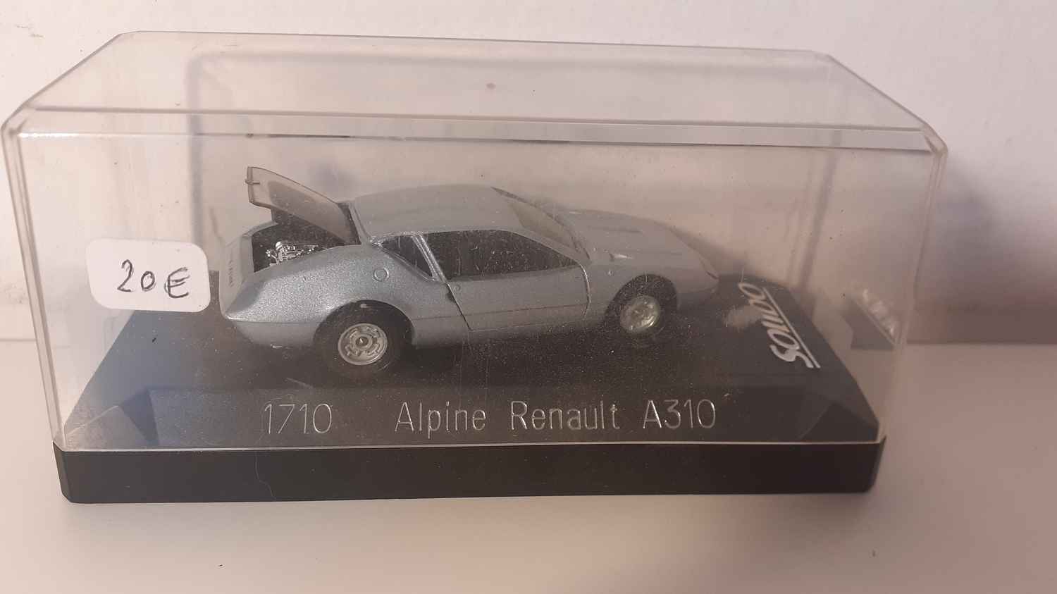 Renault Alpine A310 grise (Solido N°1710)