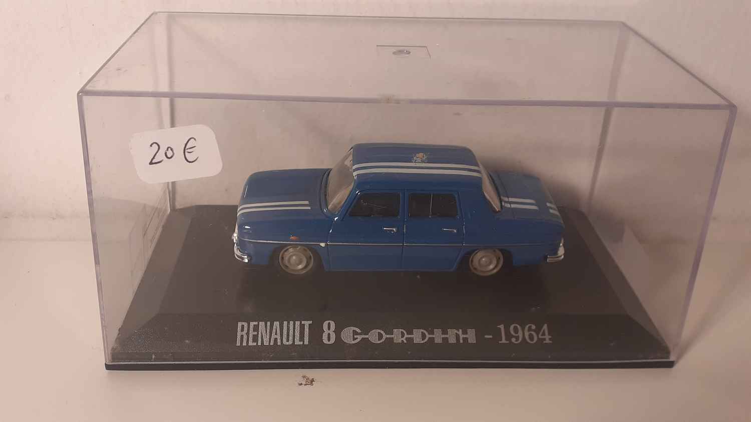 Renault 8 Gordini bleue de 1964