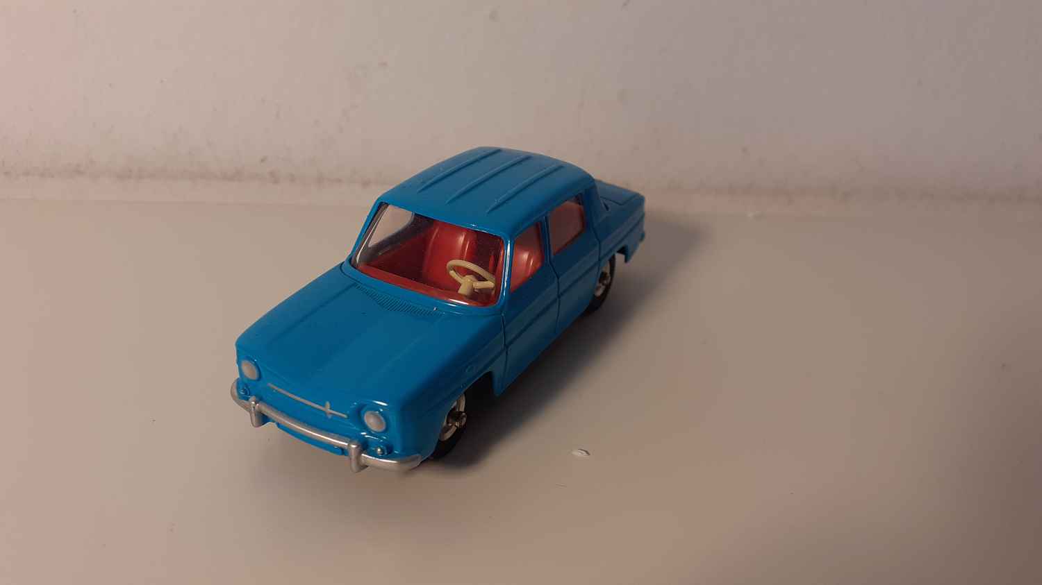 Renault 8 bleue Dinky-Toys (Editions Atlas)