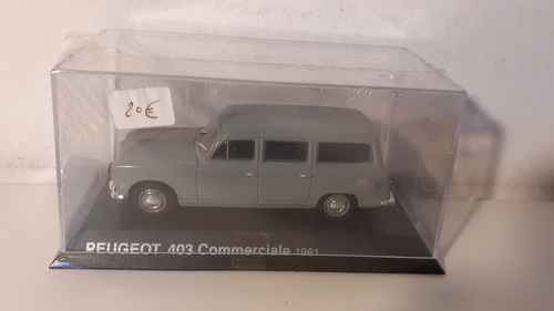 Peugeot 403 commerciale grise vitrée de 1961