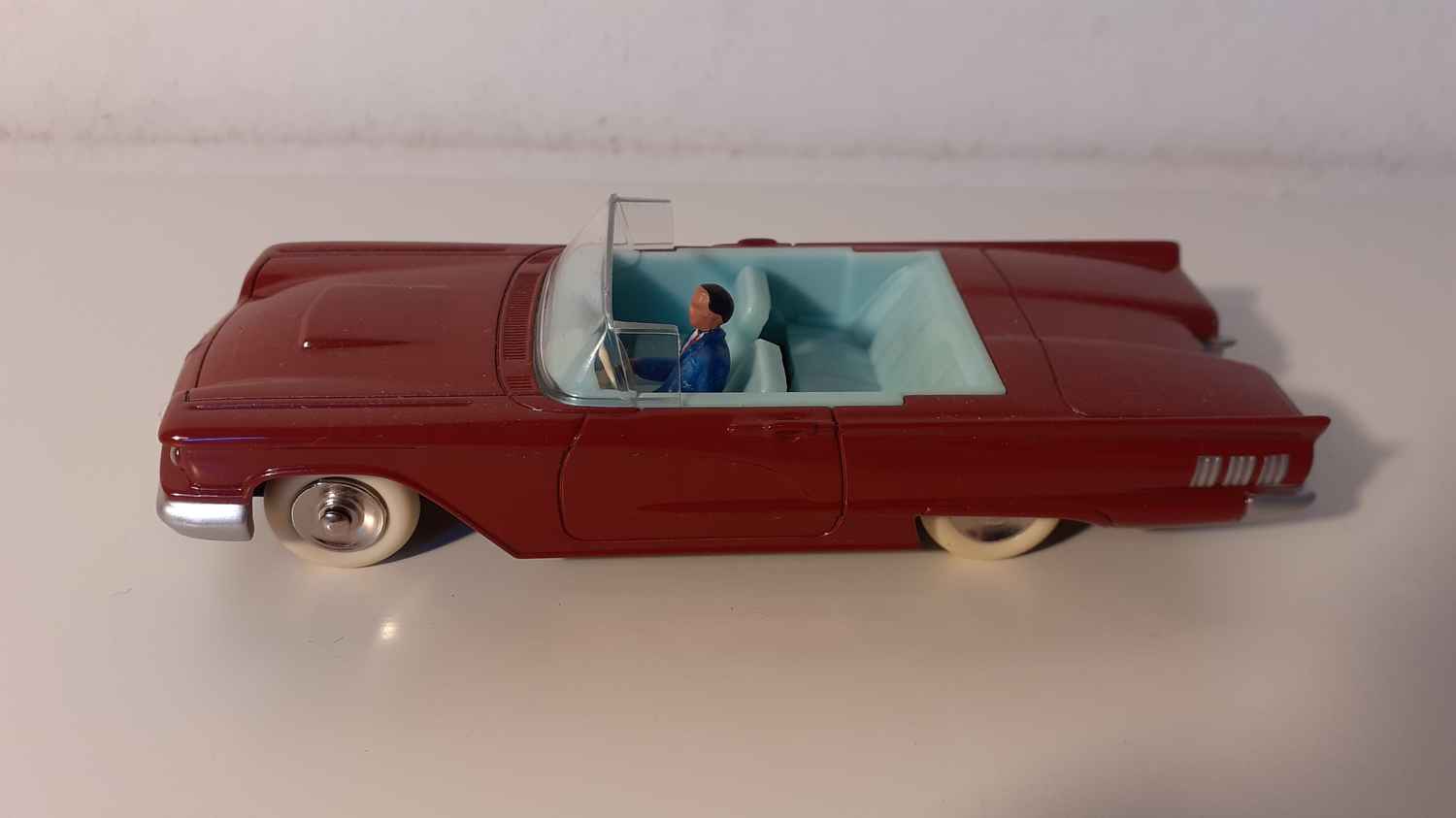 Ford Thunderbird Dinky-Toys (Editions Atlas)