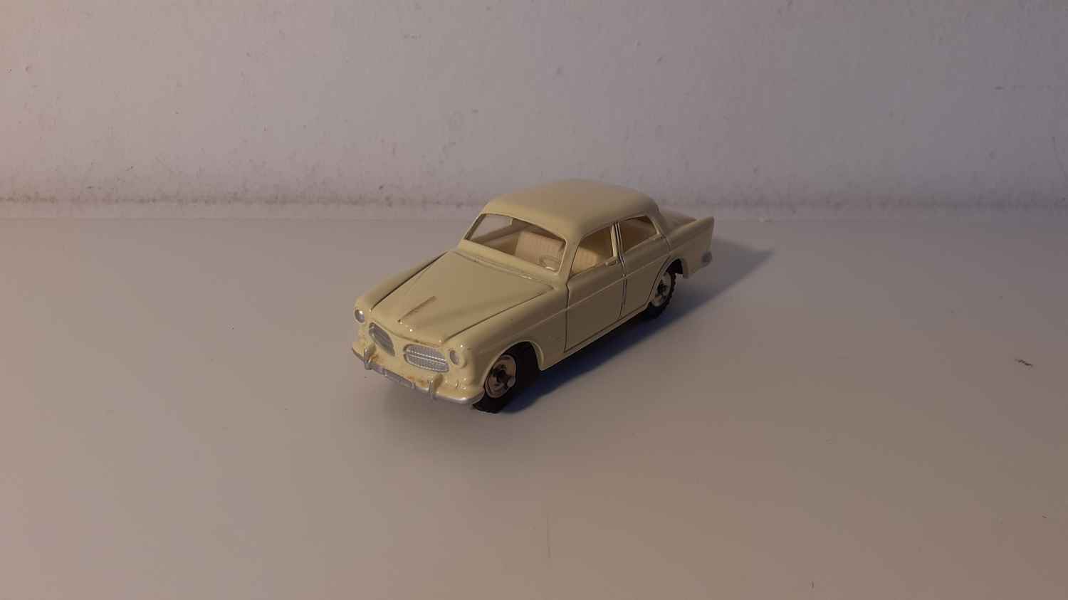 Volvo 122S beige/crème Dinky-Toys (Editions Atlas)