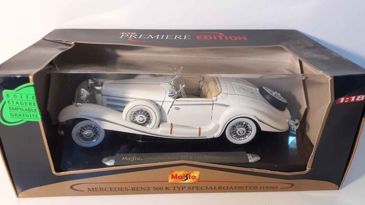 Mercedes-Benz 500 K type Specialroaster beige/crème de 1936 (échelle 1/18ème)