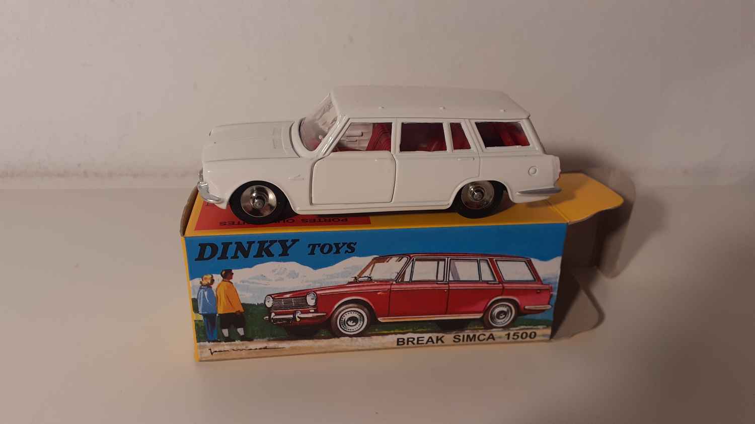 Simca 1500 break blanche Dinky-Toys (Editions Atlas)