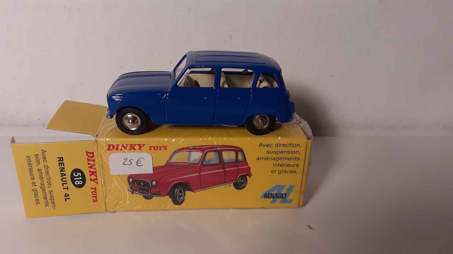 Renault 4L bleue Dinky-Toys (Editions Atlas)