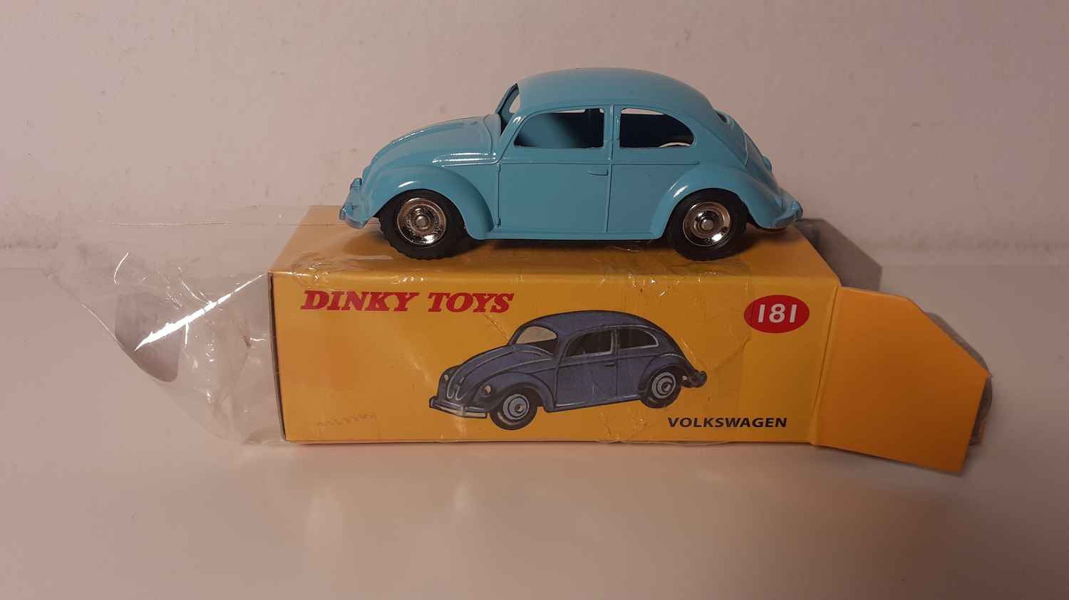 Volkswagen coccinelle bleue Dinky-Toys (Editions Atlas)