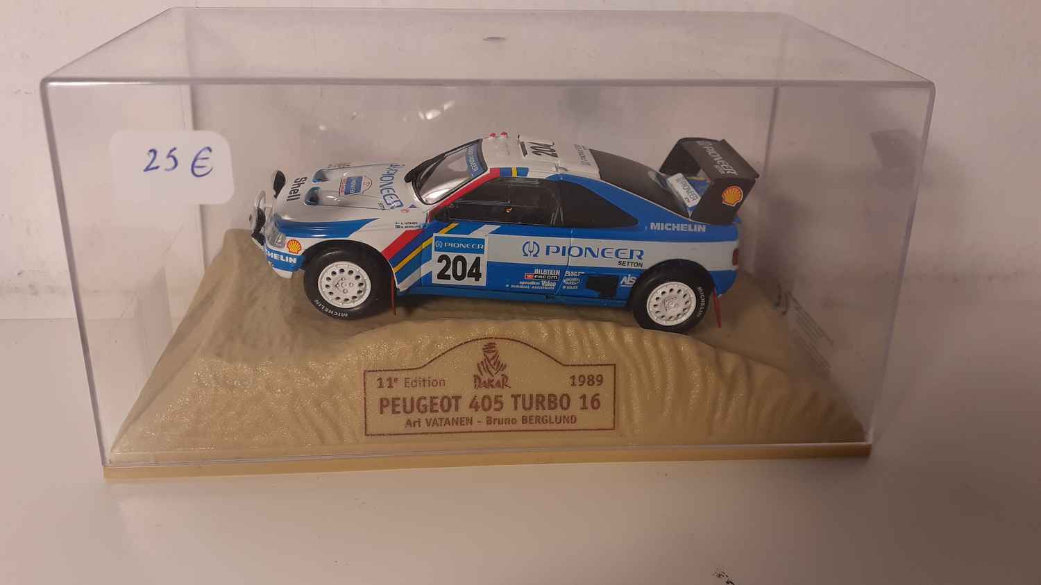 Peugeot 405 turbo 16 N°204 (rallye Paris-Dakar 1989)