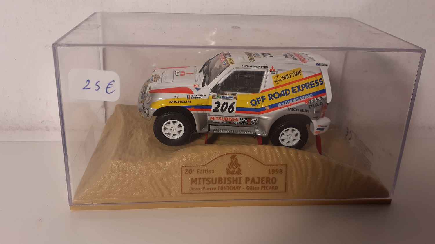 Mitsubishi Pajéro N°206 (rallye Paris-Dakar 1998)