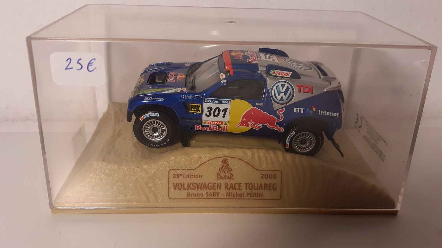 Volkswagen Race Touareg N°301 (rallye Paris-Dakar 2006)