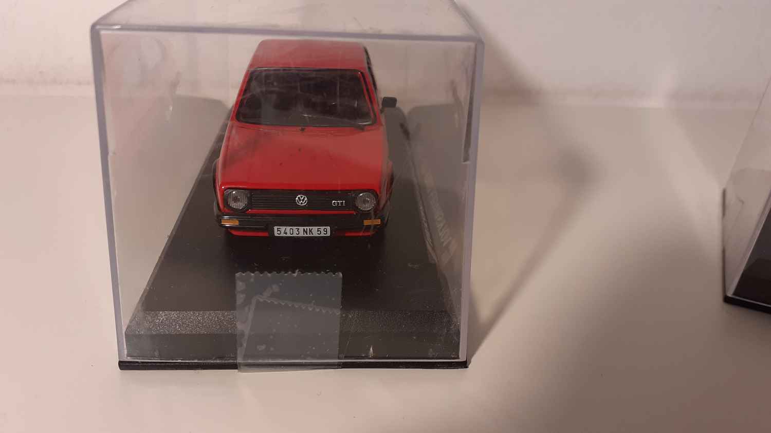 Volkswagen Golf GTI rouge de 1984 (Auto Plus)