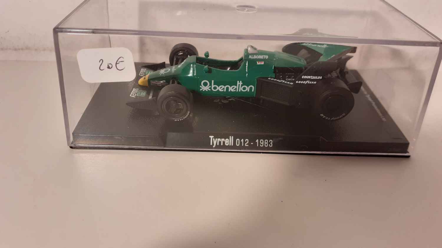 Tyrrell 012 verte de 1983 (formule 1)