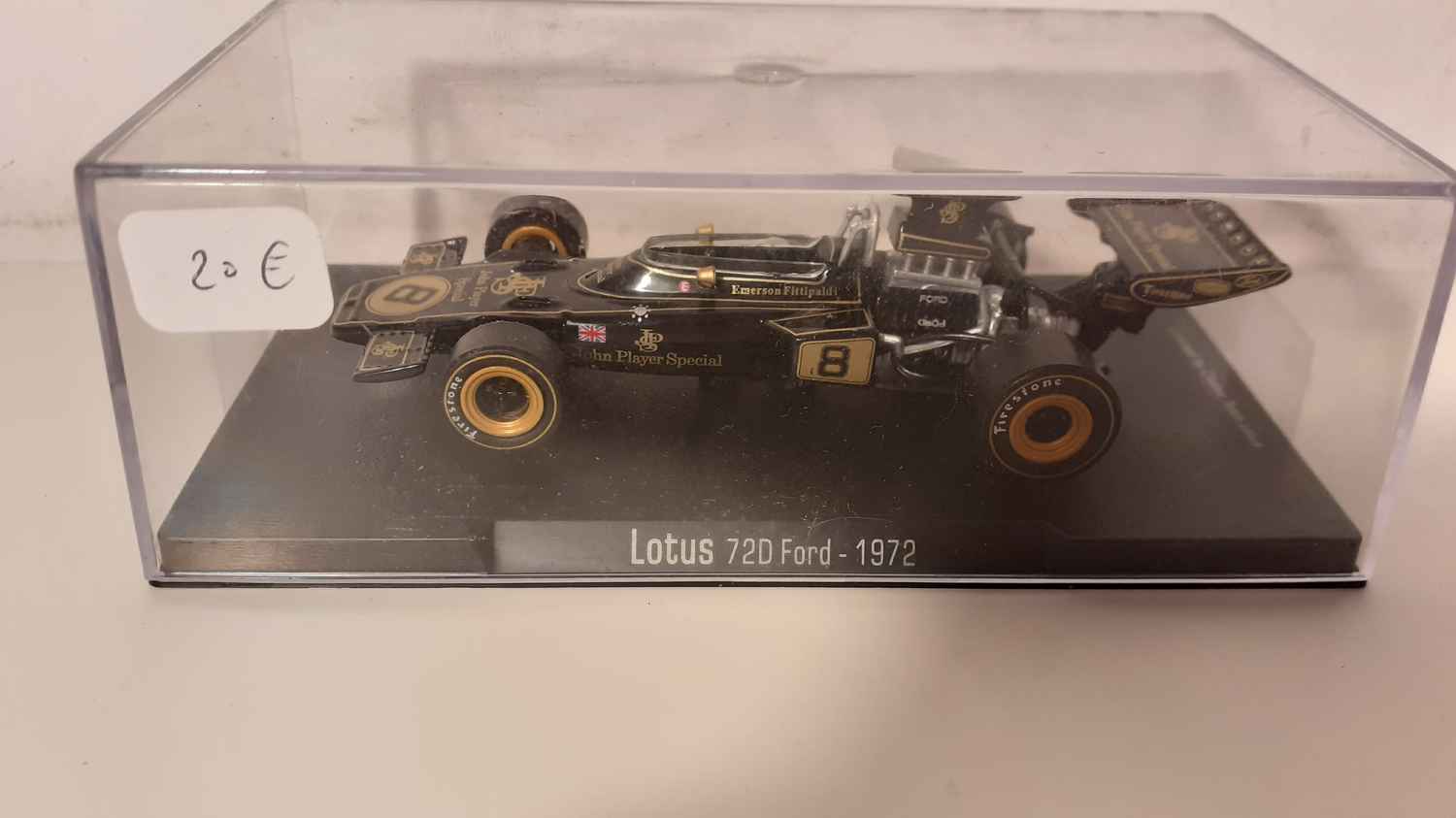 Lotus 72D Ford noire de 1972 (Formule 1)