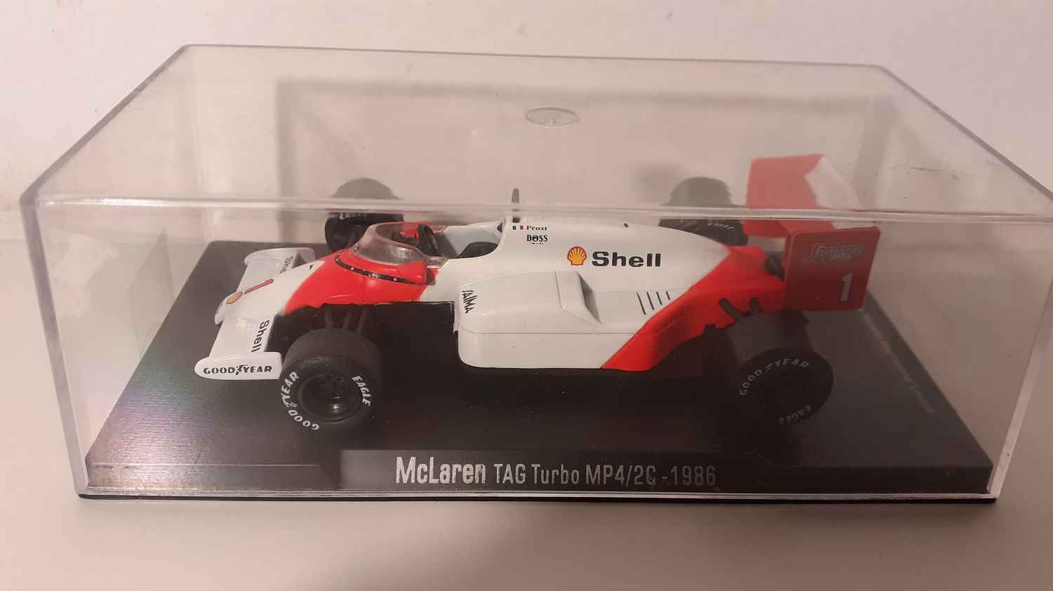 McLaren TAG Turbo MP4/2C rouge et blanche de 1986 (Formule 1)