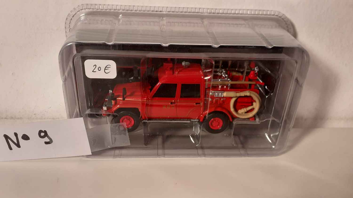 Véhicule N°9 de pompiers - NIKKI BD-1 de 1993