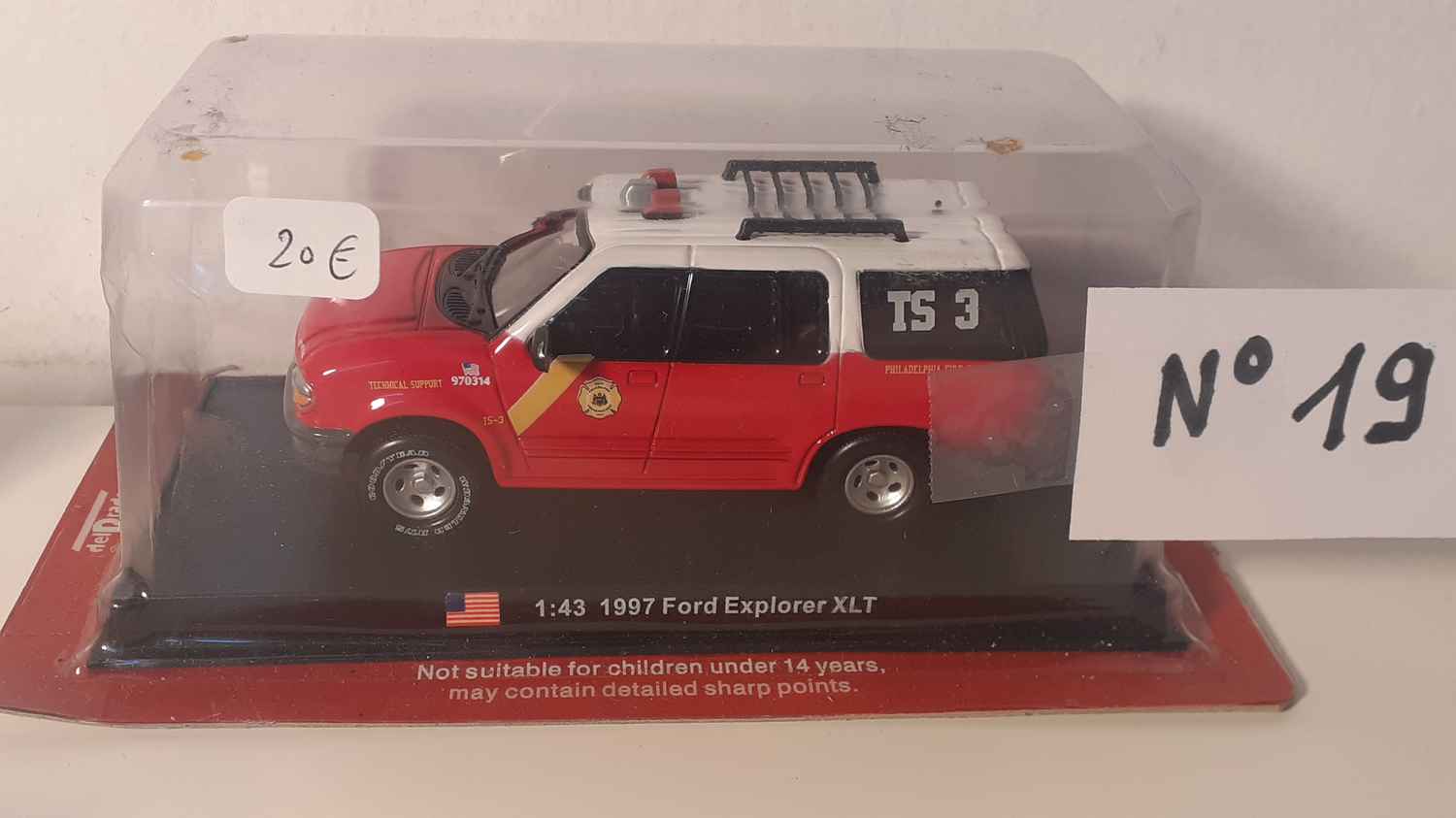 Véhicule N°19 de pompiers - Ford Explorer XLT de 1997