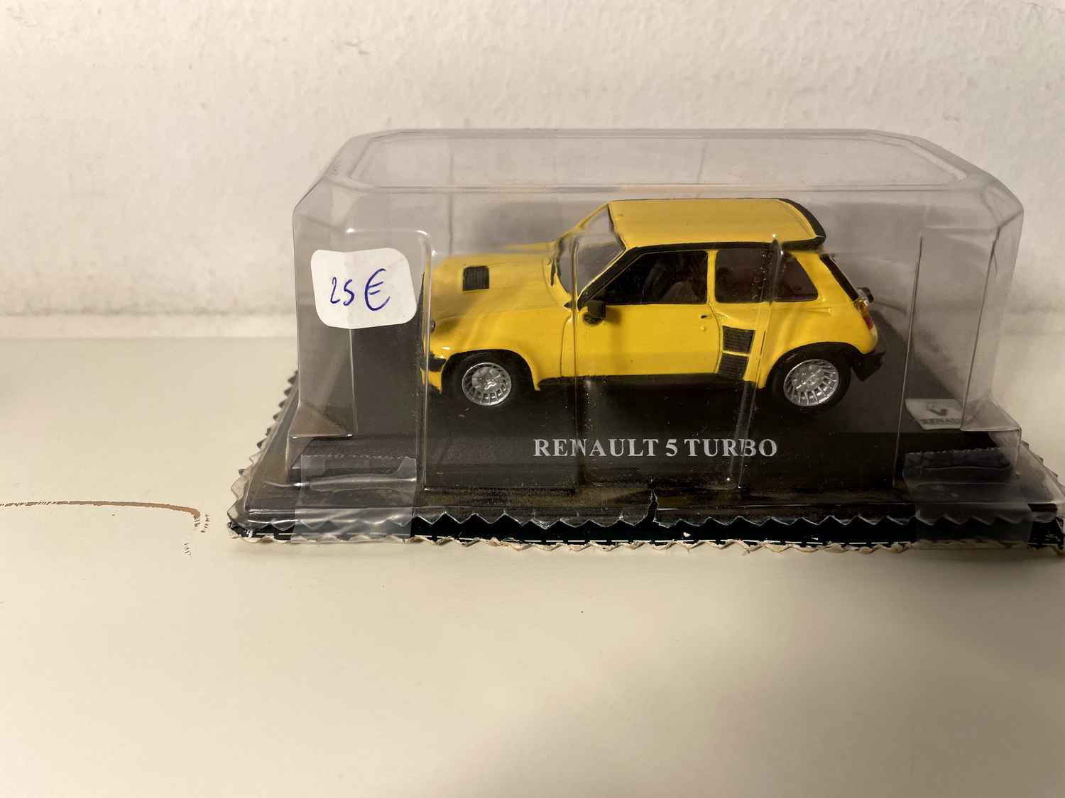 Renault 5 Turbo jaune (blister) DEL PRADO