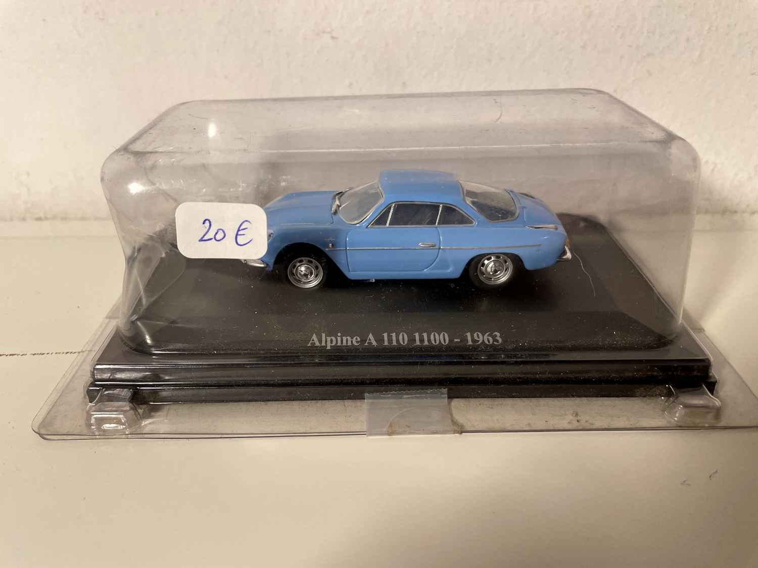 Renault Alpine A110 1100 bleue de 1963