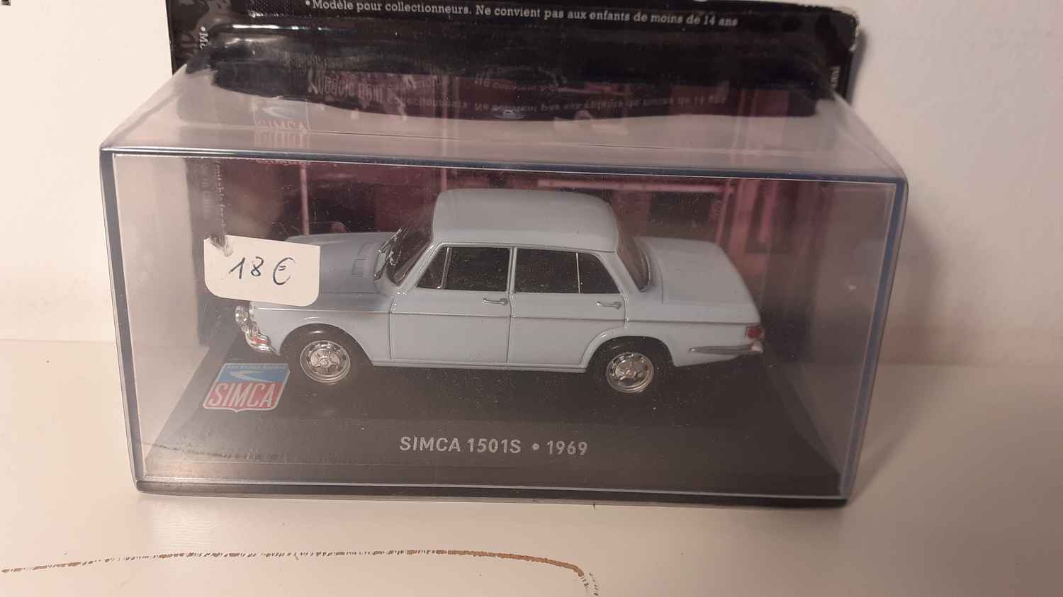 SIMCA 1501S bleu pâle de 1969