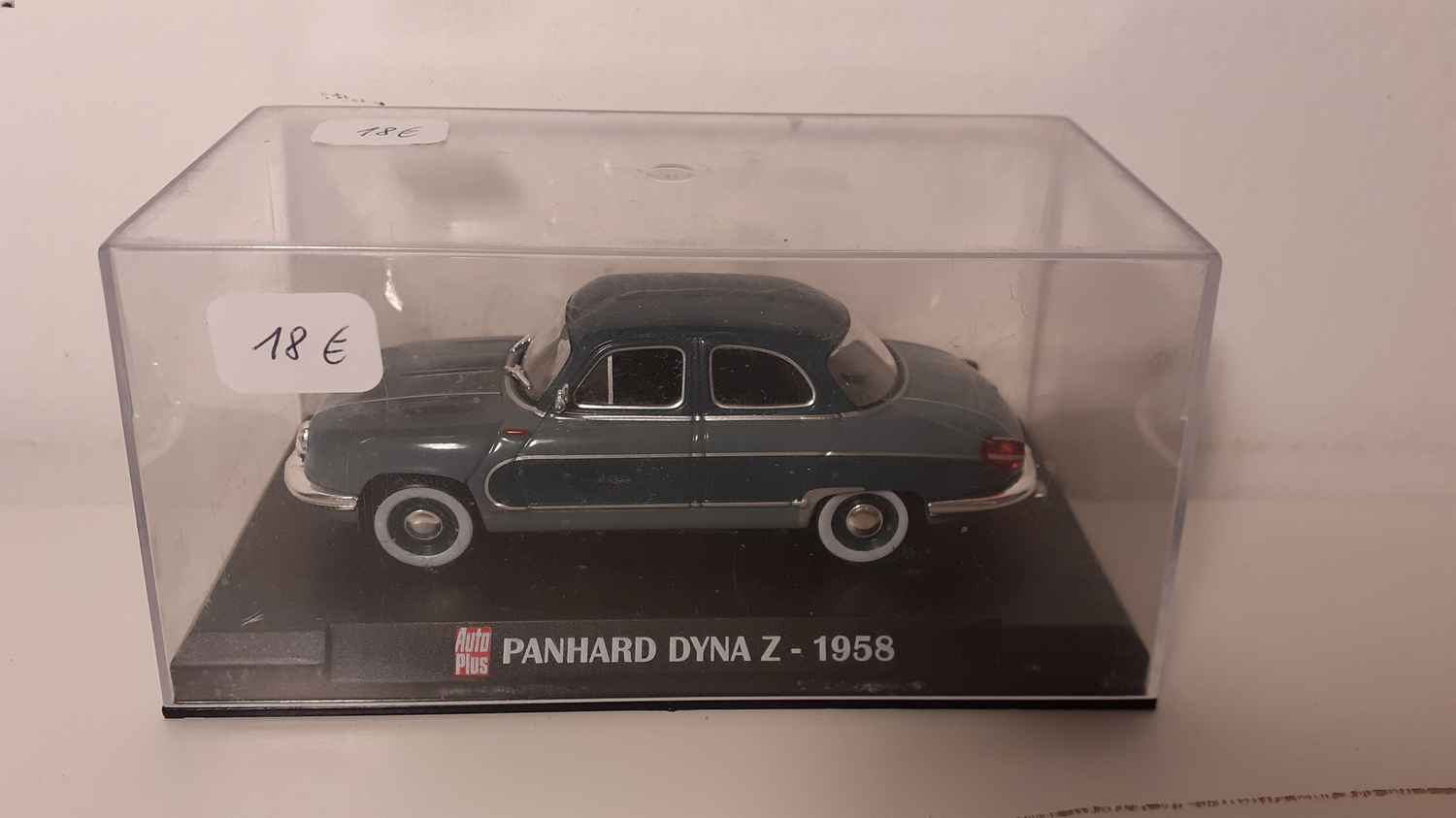 Panhard Dyna Z grise de 1958