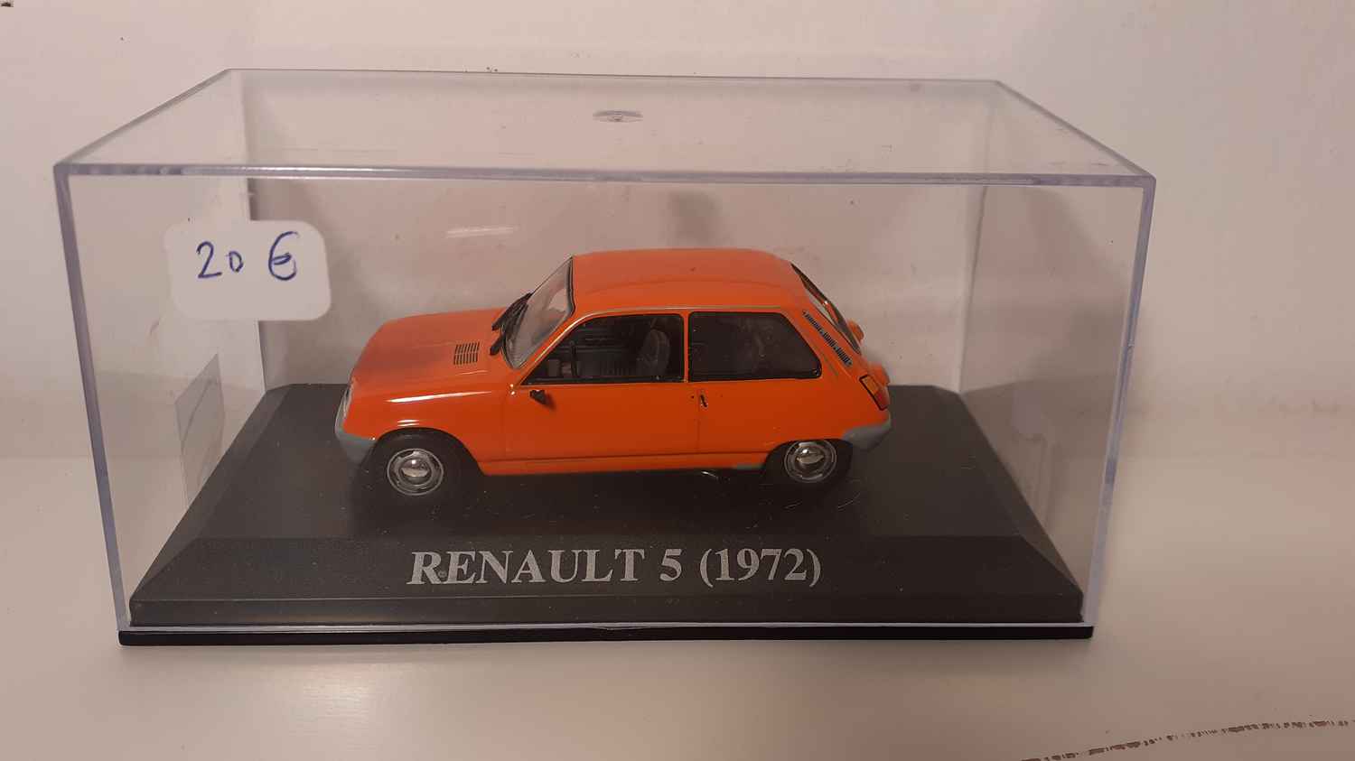 Renault 5 orange de 1972