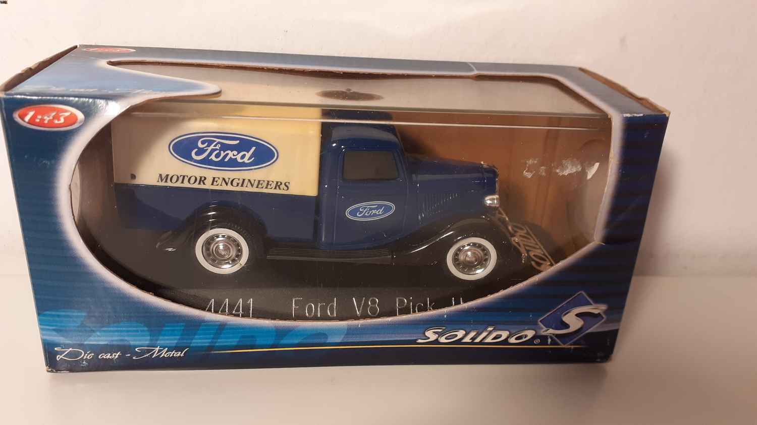 Ford V8 pick-up avec logo "Ford" Motor Engnners (boite bleue)