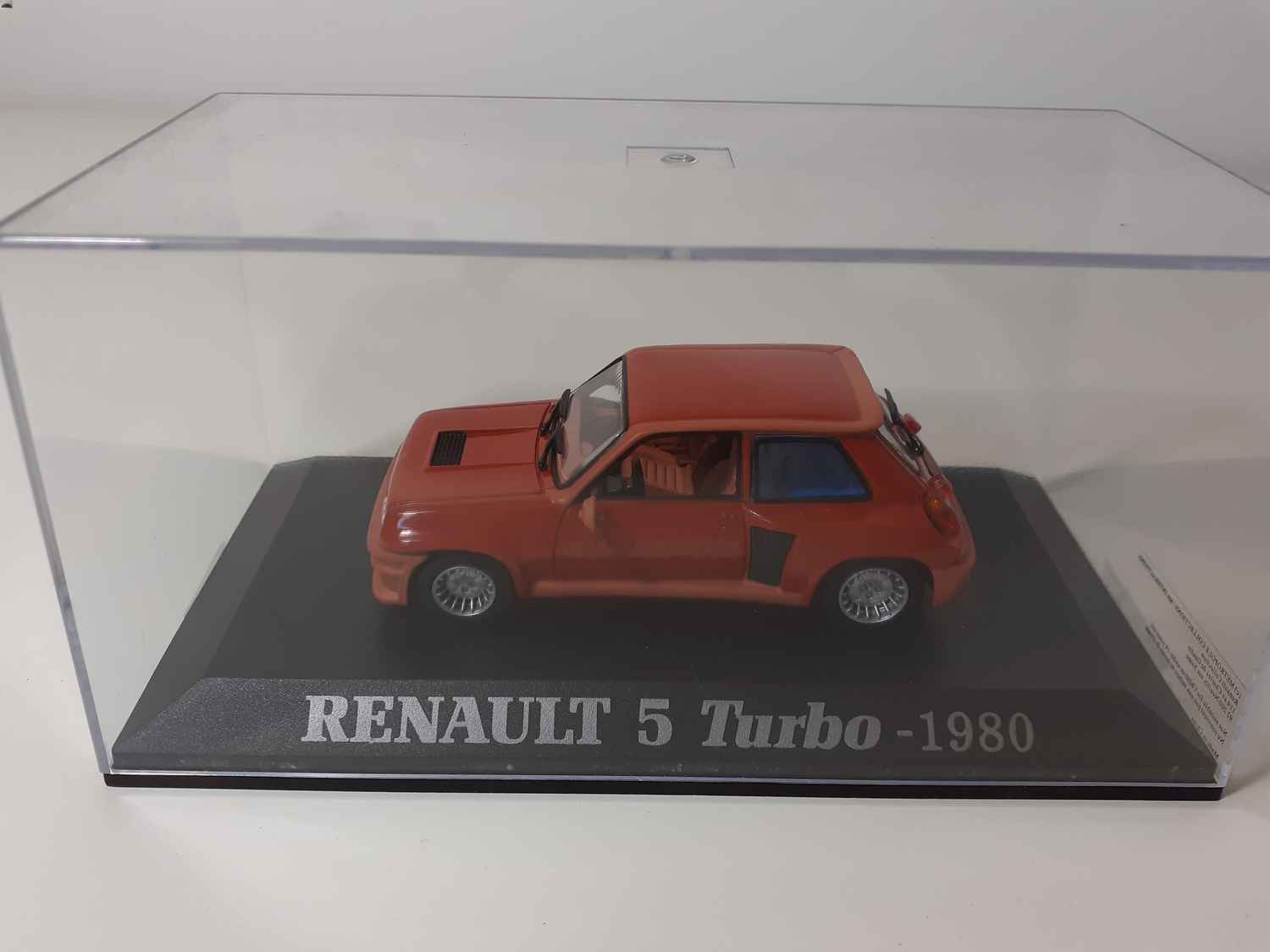 Renault 5 Turbo rouge de 1980