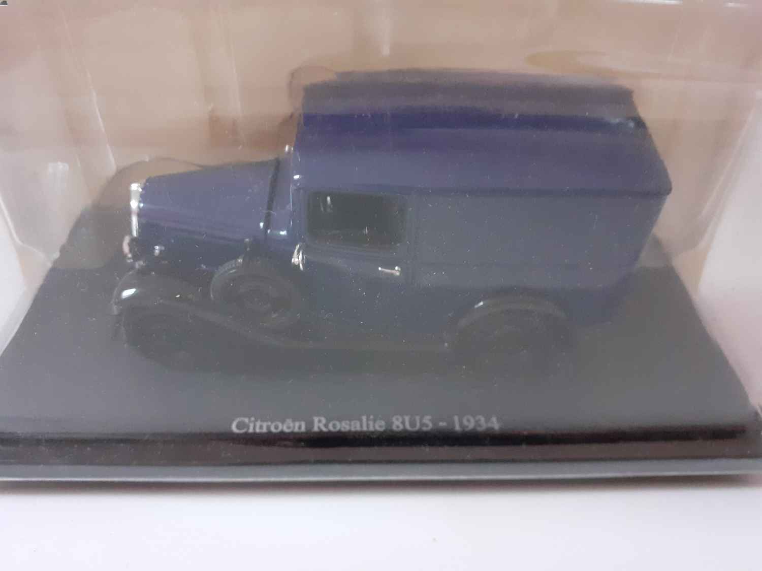 Citroën ROSALIE 8U5 bleu de 1934