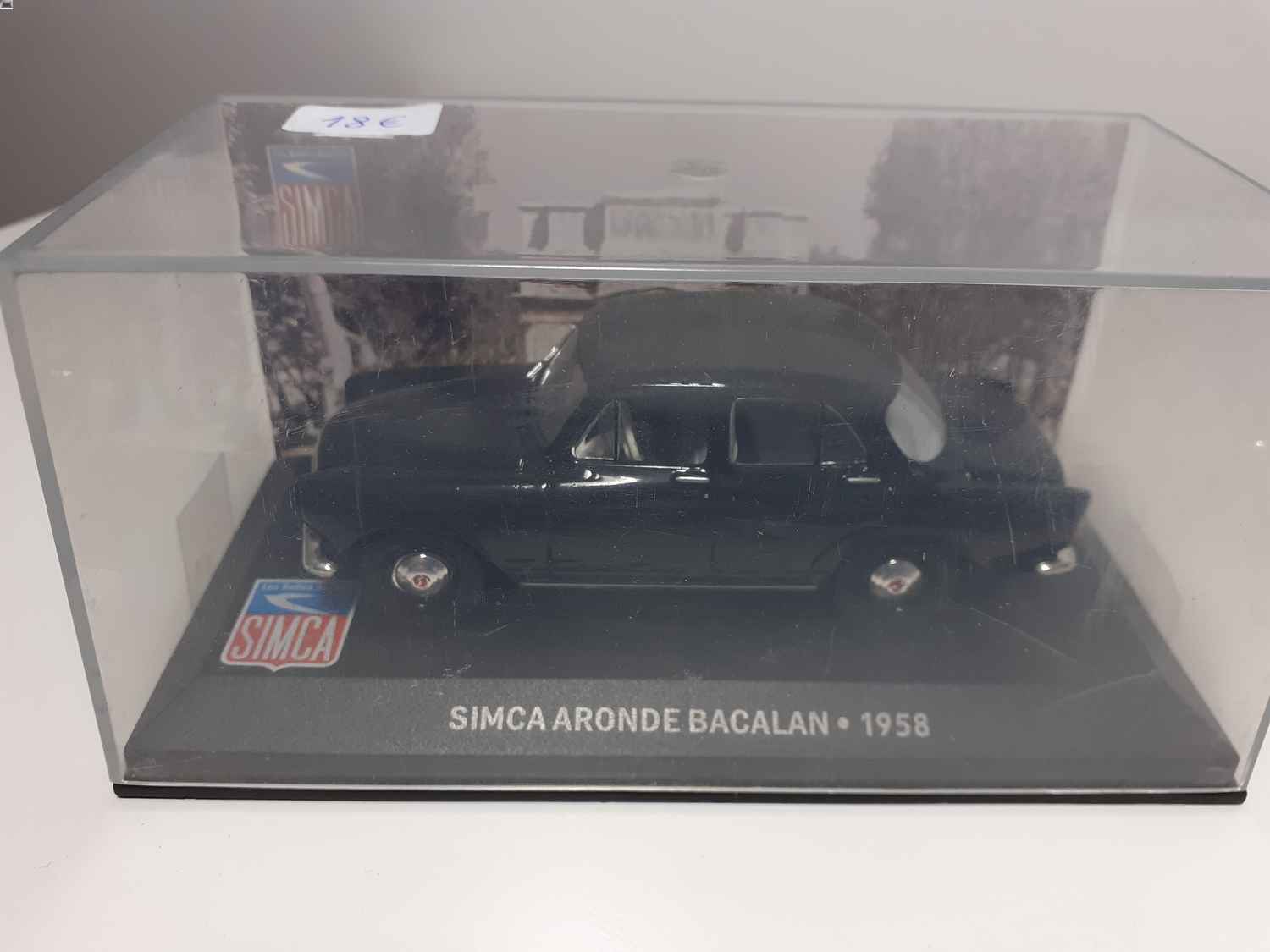 SIMCA Aronde Bacalan noire de 1958